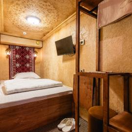 Alladin Capsule Hotel, отель в Алматы
