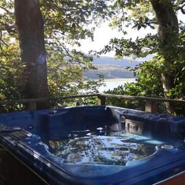 Waterside Cader Cabin, Hot Tub & Sauna, hotel a Barmouth