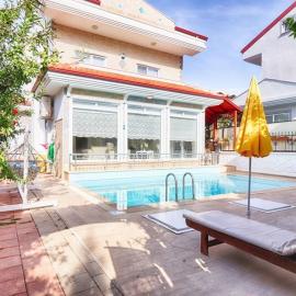 Fethiye Çiftlik 8-Person Private Pool Villa
