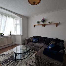 Stylish 2bed House Near Wakefield City Centre