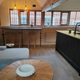 16th Century Heart of Norwich Apartment