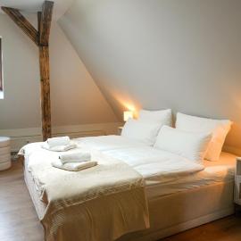 Ferienwohnung Elbblick mit Balkon und Stellplatz