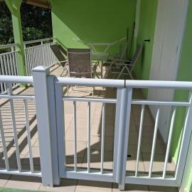 Villa Greg, hotell i Bouillante