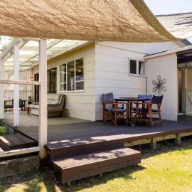 Classic 3 bedroom holiday home, hotel in Twizel