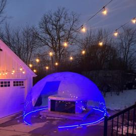Walk to Notre Dame. Game Room & Hot Tub Hypedome!, hotel in South Bend