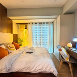 Executive City View Suite with Private Workspace & Fast Wi-Fi Near Business District in Davao City
