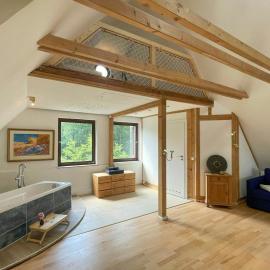 Design Loft In A Secluded Natural Retreat