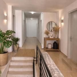 Dublex Friendly apartaments perball Rafaelos, hotel u gradu Shëngjin