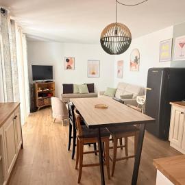 Appartement golf saumane Celomidie, hotel in Saumane-de-Vaucluse