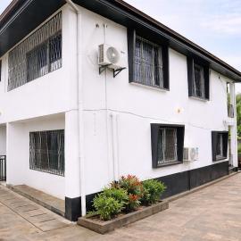 Taastrup Villa, AC, WiFi, Secure Parking, готель у місті Лімбе