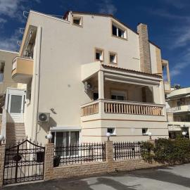 Villa Sunrice