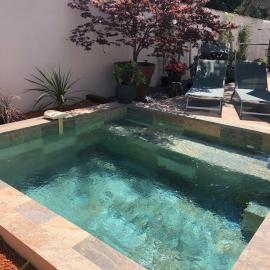 Magnifique villa bohème avec piscine, hotel a Baillargues