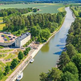 Norrqvarn Hotel & Resort by Vänerport, hotell i Lyrestad