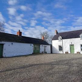 Jackdaw Cottage, hotelli kohteessa Ballyward