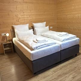 URBAN OAK Smart Stay