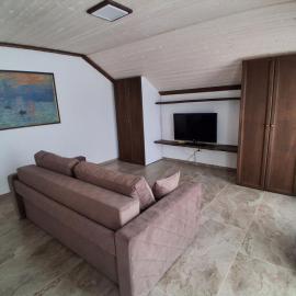 Urban Stay House