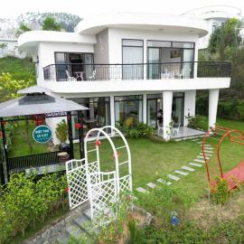 Biệt thự nghỉ dưỡng IVORY VILLAS & RESORT, hotel in Rống Vong