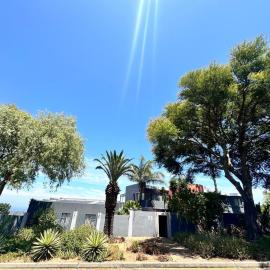 95 on Acacia, Hotel in Helderberg