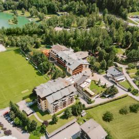 miaflor Familien- & Aktivresort, hotel em Ried im Oberinntal