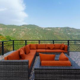 LMY Murree Spring Boutique Family Cottages & Nature Stay – hotel w mieście Murree