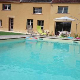 La maison dans les vignes Piscine privée chauffée