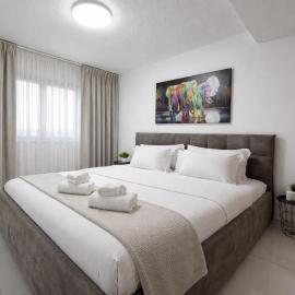 Tzofit suite eilat