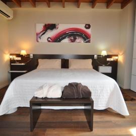Resataurant and Rooms Cabrit, hotel in Sant Mateu