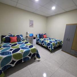 Room #2 donde Alice