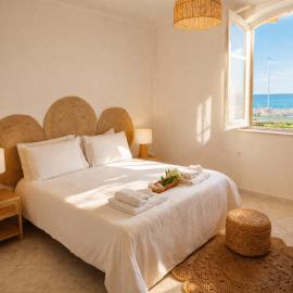 Oltremare Suite N37 Casa fronte mare con giardino، فندق في باغيريا