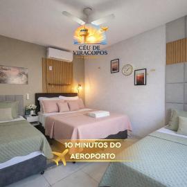 Quarto Quádruplo Família 8 min Aeroporto em pousada, hotel in Campinas