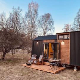 Stockholm Archipelago by Tiny Away – hotel w mieście Fagerdala