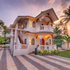 Casa Arpora by Hottley - 5BHK Pvt Pool Villa