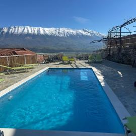 Guesthouse Mele, hotel a Gjirokastër
