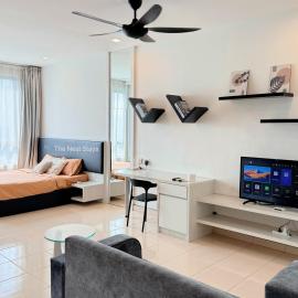 WHITE TILES 2人名宿, LANDMARK2, Sg Long, Kajang, FREE WIFI, QUIET SPACE, NICE VIEW, Hotel in Kajang