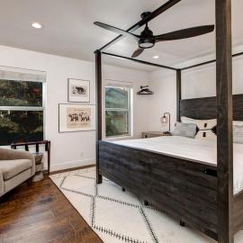Dog-friendly walk to Canyons hot tub fireplace foosball AC