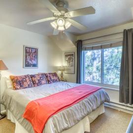 Viesnīca Studio condo with pool & hot tub - disability access near the slopes Pārksitijā