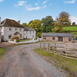 3 Bed in Brecon oc-96240, hotel in Llandefaelogfâch