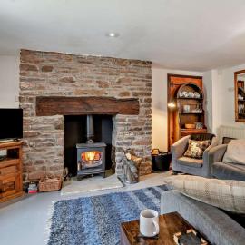 2 Bed in Crickhowell oc-bn194