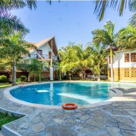 Savannah Bstan Luxury Apartment, hotell sihtkohas Diani Beach