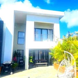 Modern Eco-Townhouses in Grand Baie - 7 Mins Walk to Beach
