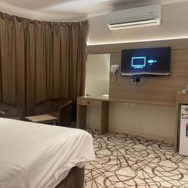 Dvina Hotel دفينا