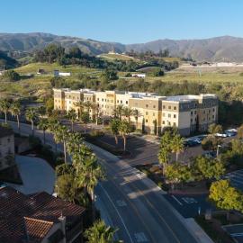 Staybridge Suites Corona South by IHG、コロナのホテル