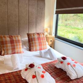 Arc Pod-HotTub- Dog Friendly - Longleat - Bath