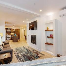 Stunner apt with fireplace grill partial ocean views & partial AC、ゴールドビーチのホテル