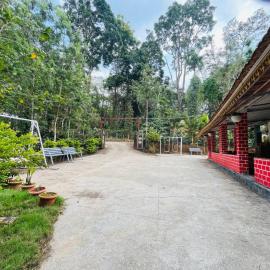 giri stay, hotel u gradu 'Aldūr'
