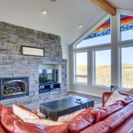 Oceanfront Home with Bay Views Free WiFi Gas Grill & Gas Fireplace، فندق في والدبورت