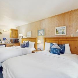 Rustic suite in the heart of Northstar - easy access to lifts & hiking
