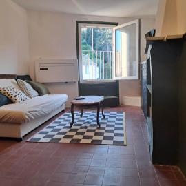 Cocon sous les toits – T2 climatisé de charme, hotel di Bastia