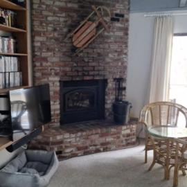 Dog-friendly condo with pool access fireplace private washer&dryer & wet bar, hotel in Incline Village