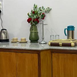 Sanjeev & Jyotsnas Guest House, hotel in Lucknow